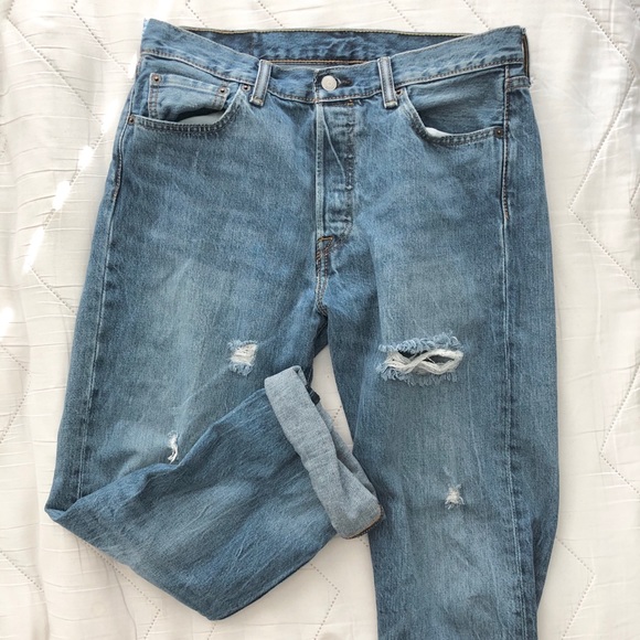 Levi’s 501 Jeans - Picture 6 of 8